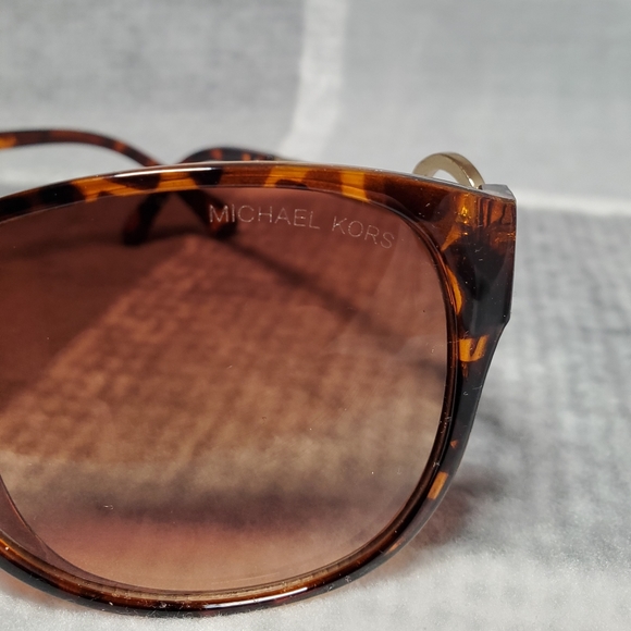 Michael Kor Sunglasses - Picture 7 of 9